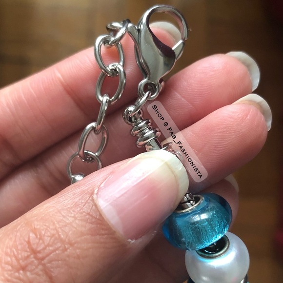Charm bracelet with charms - Picture 4 of 7